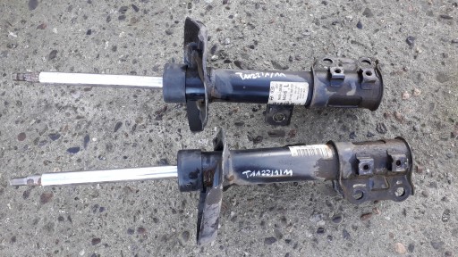 Hyundai i30 1 i 07-12 амортизатор передній l+r