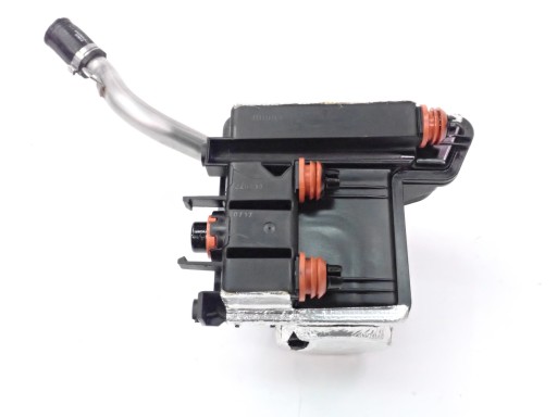 079683A - Масляный сепаратор AUDI A8 S8 D4 4H 079103542E