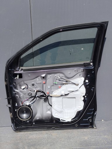 TOYOTA YARIS CROSS door front right complete DEMONTAZ
