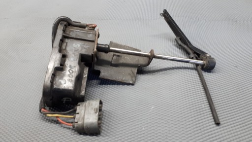 0390206820 motor stieračov lampy saab 9000