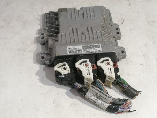 Peugeot 3008 and computer control unit of the engine 9676761080
