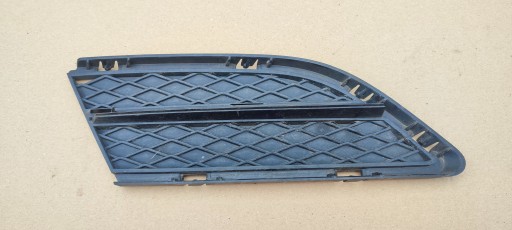 grid of a bumper right BMW SERIA 3 E90 E91 7138418