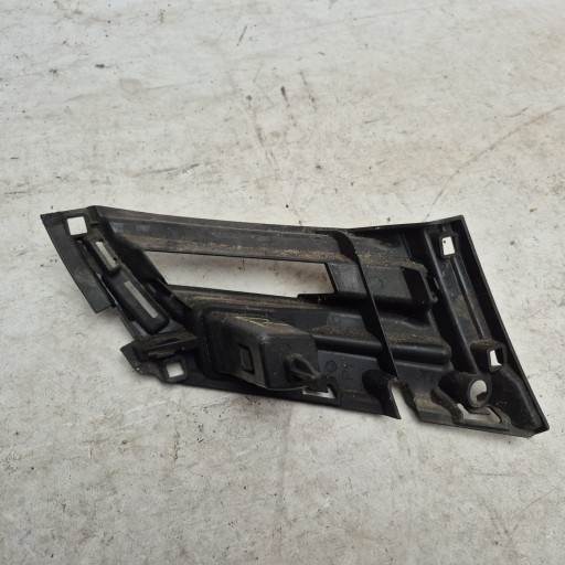 SKODA OCTAVIA 3 III LIFT bracket right holder right front 5E0807724A