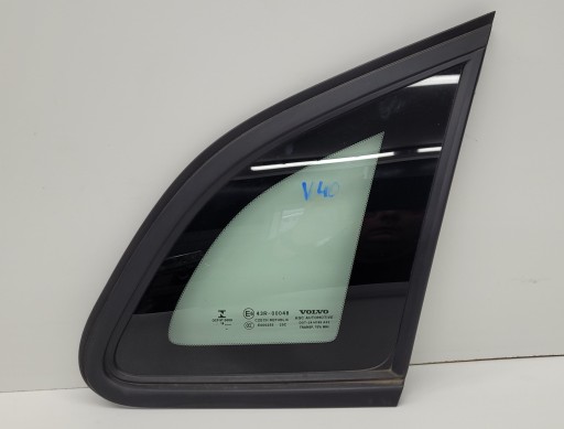 31386771 - VOLVO V40 боковое стекло заднее правое заднее крыло