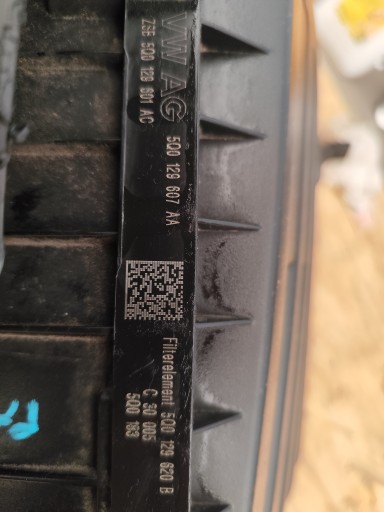 VW PASSAT B8 cover of a filter, air
