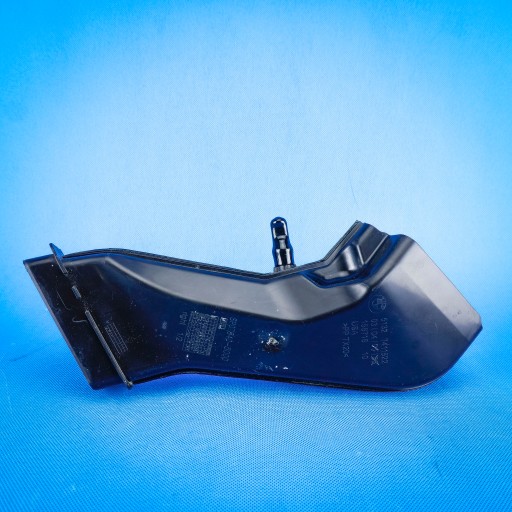 drain odplywu of water upper right BMW X3 G01 X4 G02 51317411522 7411522