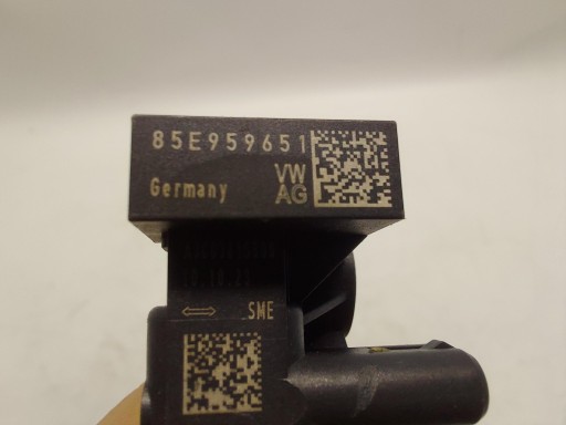 Audi Q4 40 E-TRON sensor airbag of the collision zderzenia connecting spoiler 85e959651
