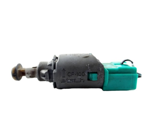interruttore luci STOP RENAULT SCENIC II 8200168240