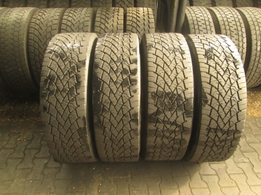 315 / 70R22.5 Goodyear UG MAX d відновлений комплект
