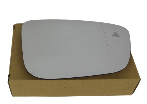 68569200 - Вставка правого зеркала BMW 3 (G20) 2019-помощник