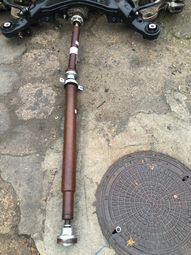 P52123730AB - JEEP GRAND CHEROKEE WK2 ПРИВОДНИЙ ВАЛ 17R