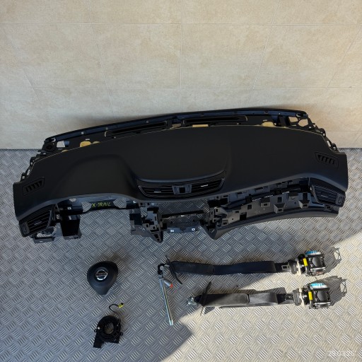 dashboard complete airbag console tension belts cockpit NISSAN X-TRAIL T32 LIFT 2020 ROK