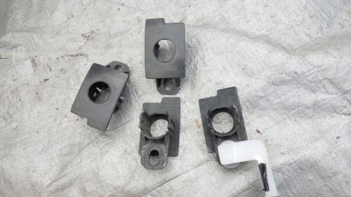 286/722 mih8 - AURIS II LIFT 15-КОРЗИНА КРІПЛЕННЯ ДАТЧИКА PDC