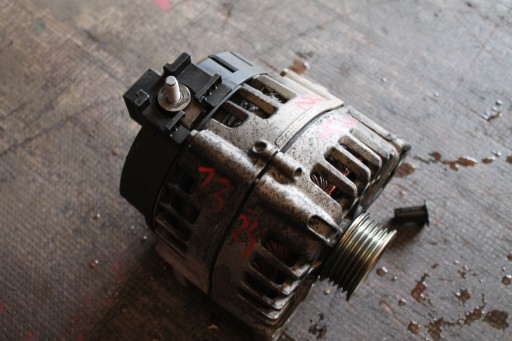1324. alternator MERCEDES A0009063003