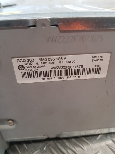 RADIO 5M0035186A VW GOLF V positivo 06R- EUROPA