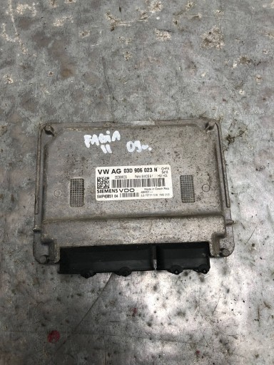 computer of the engine 1.2 CHFA SKODA FABIA MK2 03D906023N