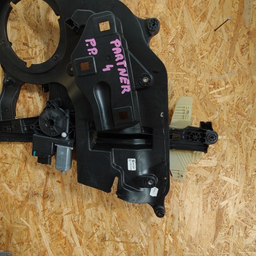 lift of the window right front PEUGEOT PARTNER 4 BERLINGO 4