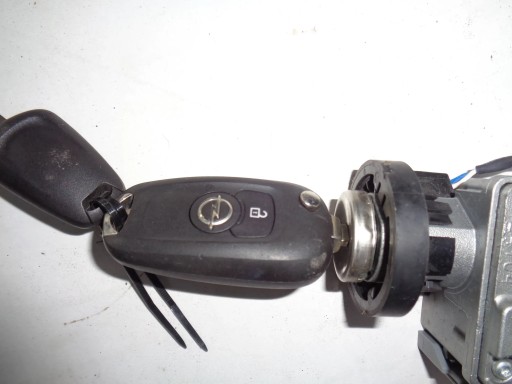OPEL ASTRA K V 15-21 ignition 2X key 39153202