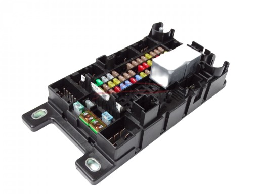 LR115398EP - Блок предохранителей discovery sport k8d214a073be