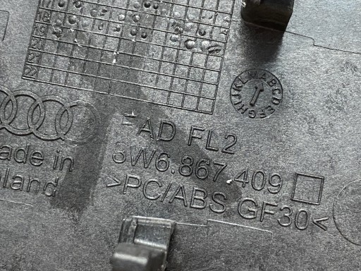 AUDI A5 8W DEKOR dveře levý 8W6867409