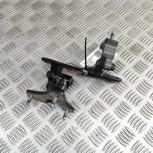 A2057204833 - Комплект петель правих передніх дверей mercedes-benz e cabrio (a238)