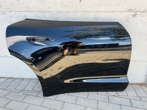 Задня права дверцята ганку taycan