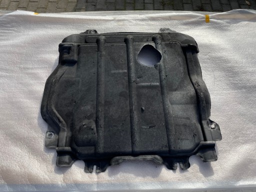 JEEP GRAND CHEROKEE WK2 ЗАЩИТНАЯ ПЛАСТИНА 68037062