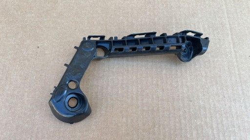 bumper bracket left front front TOYOTA COROLLA E21 19- KOMBI HB