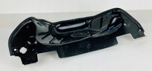 AUDI A5 F5 8W Blende Abdeckung wärmblech 8W0819523F