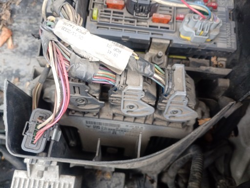 module compartment of fuses Peugeot Partner 2 08-12 1.6 HDI 9666700480