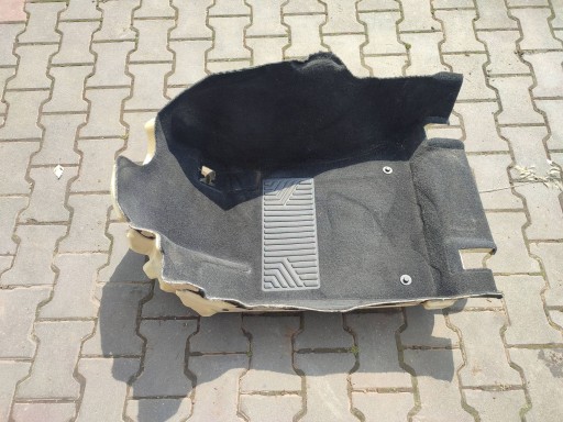 Mercedes-Benz GLK (X204) 2013 left side mats floor front