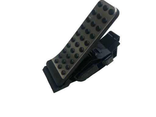 A2543000100 - MERCEDES W204 педаль прискорення 2543000100