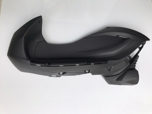 672624000C - Piaggio Beverly напольная подставка для ног левая новая