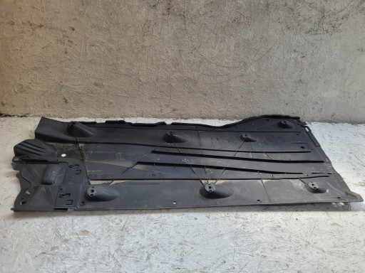 BMW X1 E84 cover of the floor side right 09-15R1 E84
