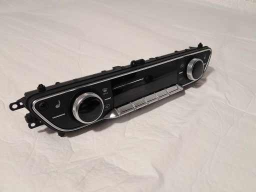 AUDI A4 B9 LIFT PANEL klimatizaci klími 8W0820043AP