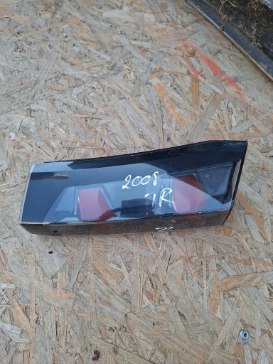 light to the bonnet right rear part PEUGEOT 2008 II