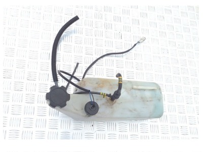 ВОДНЫЙ СКУТЕР YAMAHA GP800-МАСЛЯНЫЙ БАК