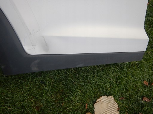 HYUNDAI TUCSON II 2 door rear. rear part right