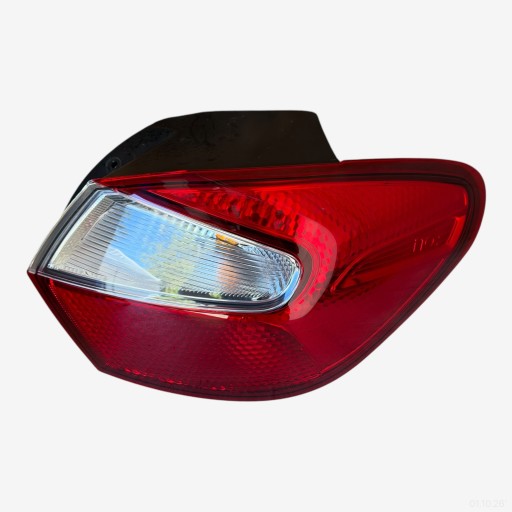 feu arrière droit HYUNDAI I10 III 2022 année 92402-K7000