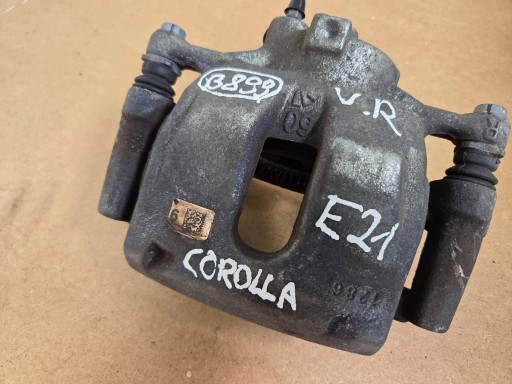 Toyota Corolla E21 strmeň Brzdový predný pravý (B899)