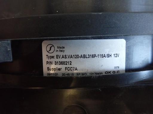 RADIATORE / RAFFREDDATORE LIQUIDO BATERII VOLVO S60 V60 XC60 XC90 HYBRYDA 31368212