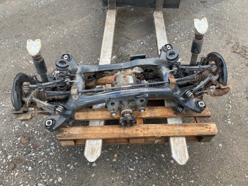 BMW F31 2.0D sider sususpension rear part KOMPLET diff differential 2.81