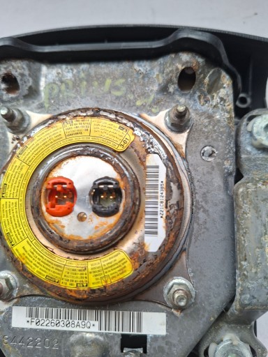 airbag POWIETRZNA driver´s TOYOTA PRIUS 2 II XW20 03-11 8442202