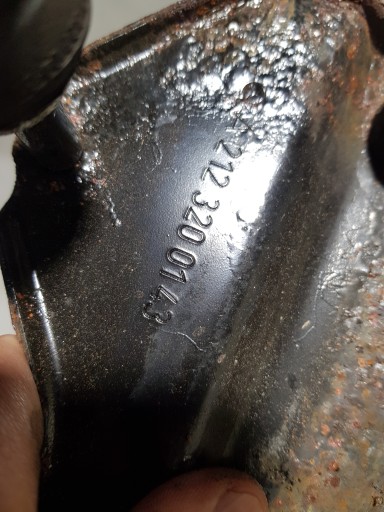 MERCEDES W212 bracket KOMPRESORA springing
