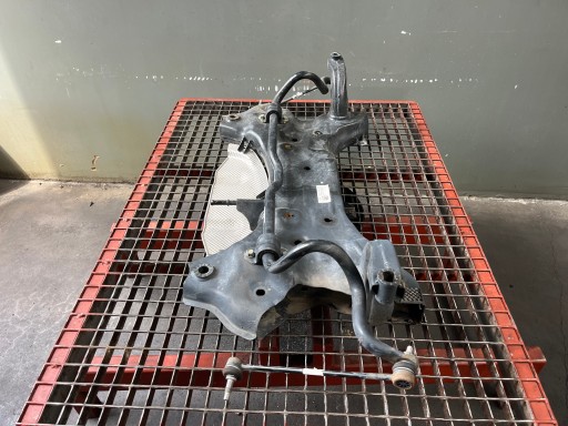 Pont essieu Essieu arriere corp d’essieu berceau moteur LAWA Essieu avant berceau Renfort pare choc KIA CEED III 2018 62401-G4AA0