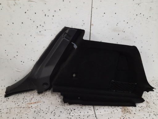 A1566905600 - Бекон багажника правый MERCEDES GLA X156