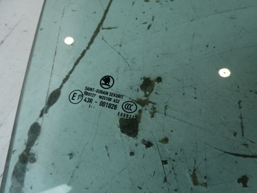 SKODA SUPERB 2 II 11r window door right front