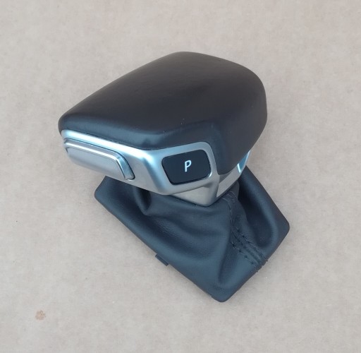 AUDI Q7 4M РУЧКА ПЕРЕКЛЮЧАННЯ ПЕРЕДАЧ СИЛЬФОН ГОЛОВИЙ АВТОМАТ