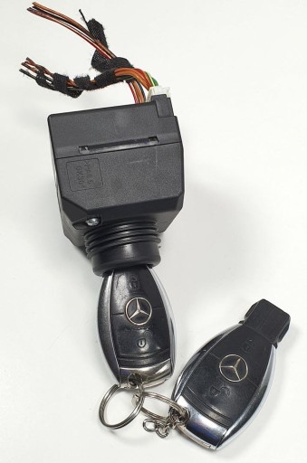 A1645451308 220280011 - Ключ зажигания автомобиля Мерседес Р-КЛ В251 А1645451308
