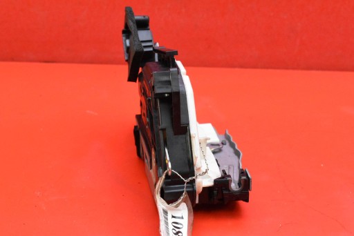 lock door left front front EU 6V0837015B SKODA SUPERB 3 III HB 15-20